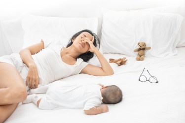Seven Quick Ways New Moms Can De-stress in Just 15 Minutes