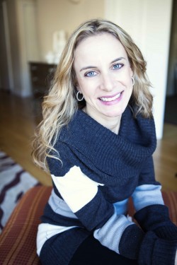 Laura Deutsch, Mommybites Co-Founder, helping expected moms and moms to be, new york moms 