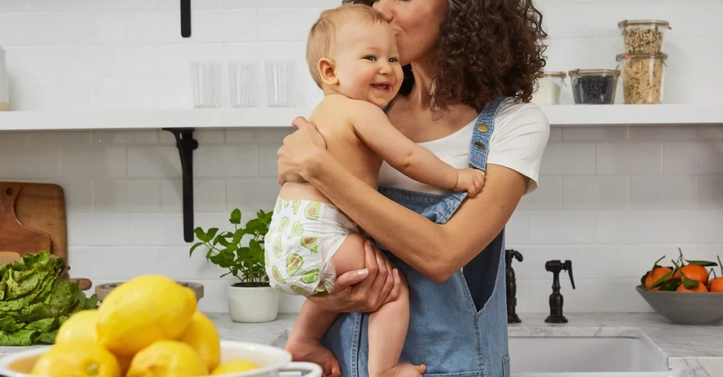 mom on maternity leave with baby