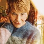 Interview with Shawn Colvin, grammy winning songwriter and touring artist
