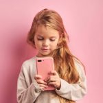 Why I’m Waiting Until 8th Grade to Give My Kids Smartphones