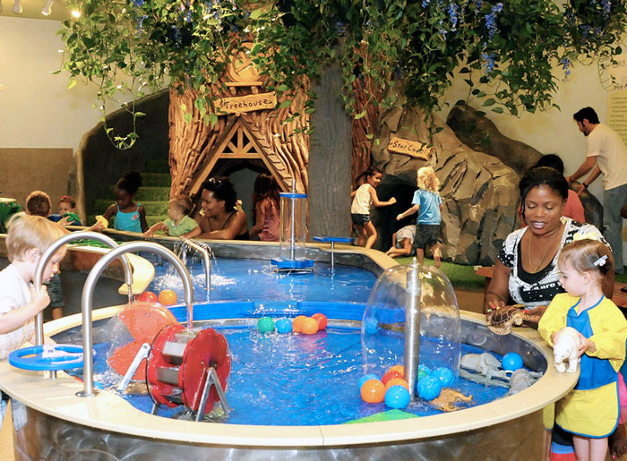 City Tree House, Indoor Play Centers in NYC, Indoor Play Spaces Indoor play house, City Tree House, Play places in NYC